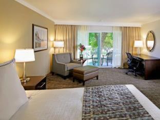 Best Western Plus Garden Court 3*